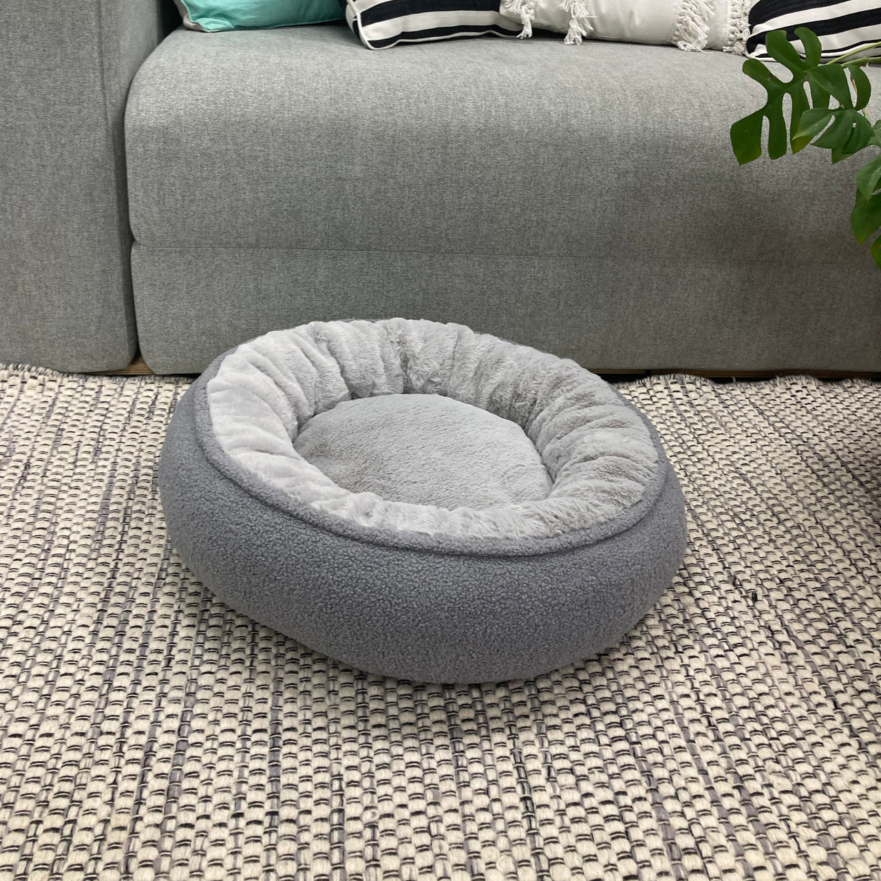 SAMPLE SALE: Boucle Grey Reversible Cat Donut